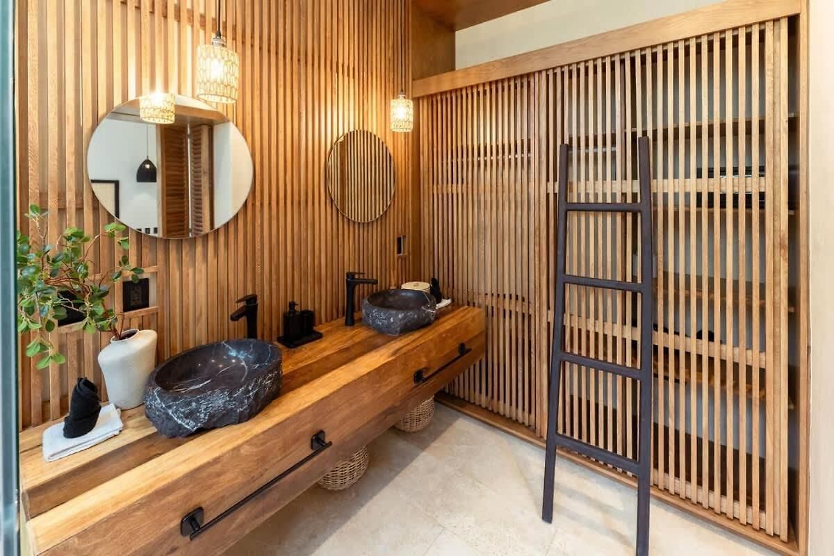Spacious 6br Luxe With 4 Private Pools And Yoga Space Rooftop & Concierge Holiday home Tulum