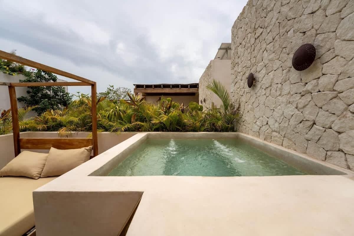 Spacious 6br Luxe With 4 Private Pools And Yoga Space Rooftop & Concierge Tulum