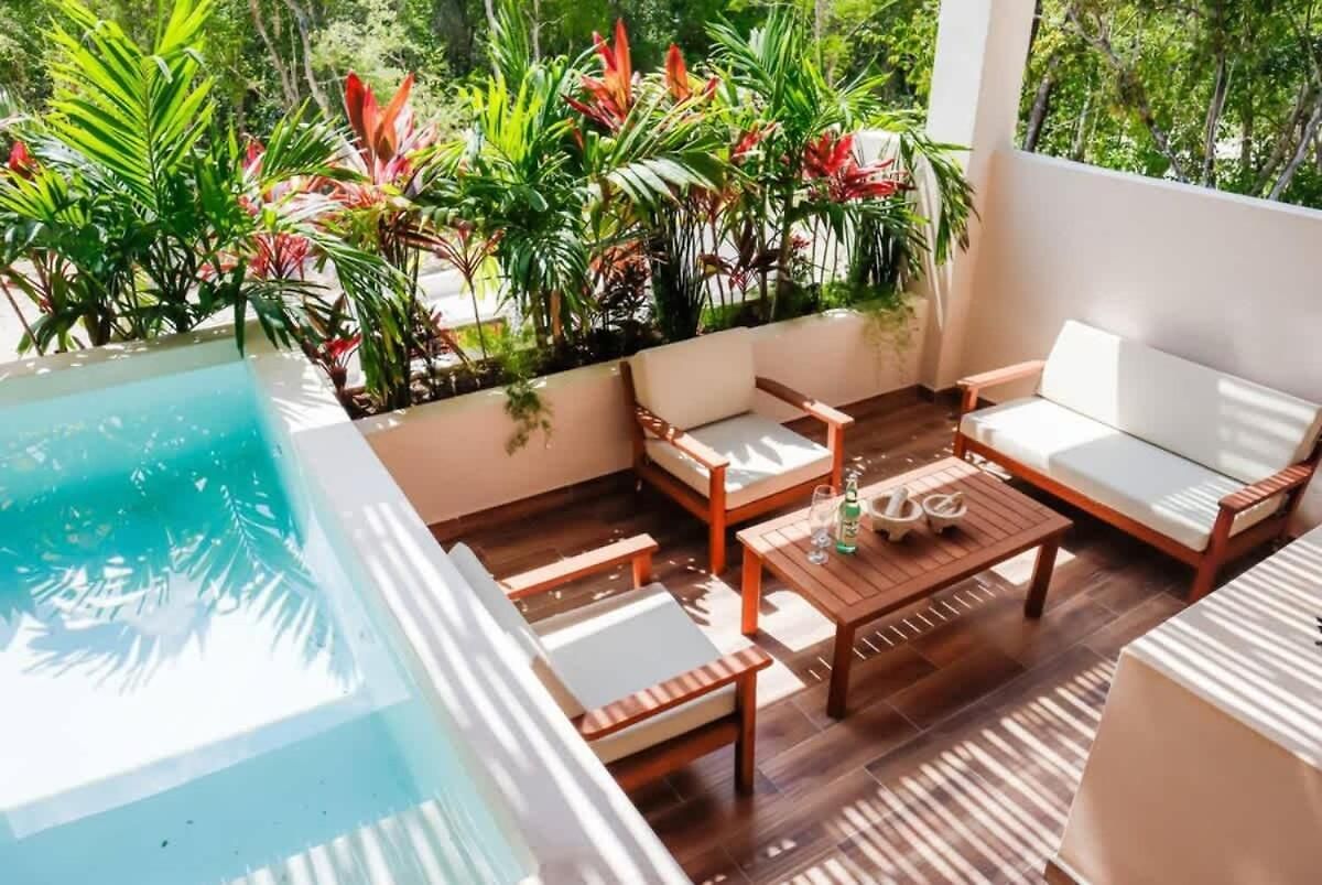 Huge 10br Luxury Complex With Private Pool & Serene Setting Tulum