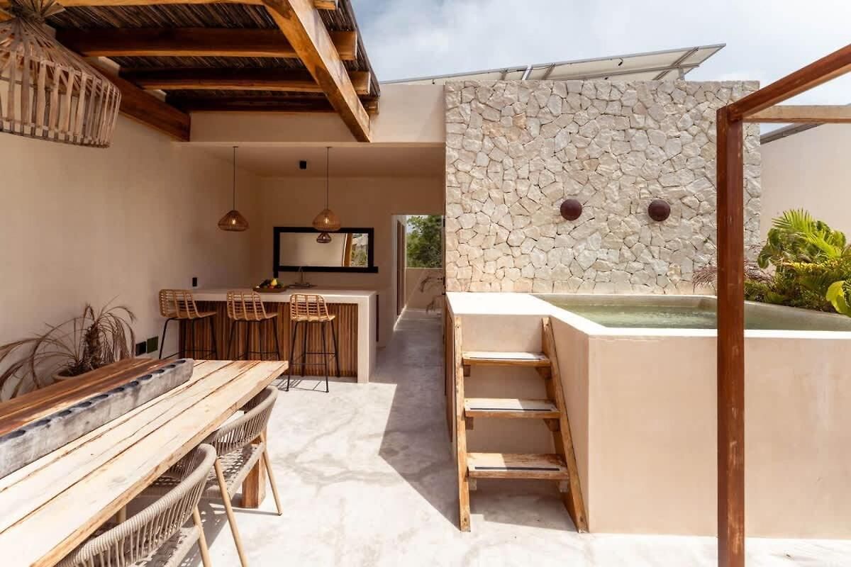 Holiday home Spacious 6br Luxe With 4 Private Pools And Yoga Space Rooftop & Concierge *