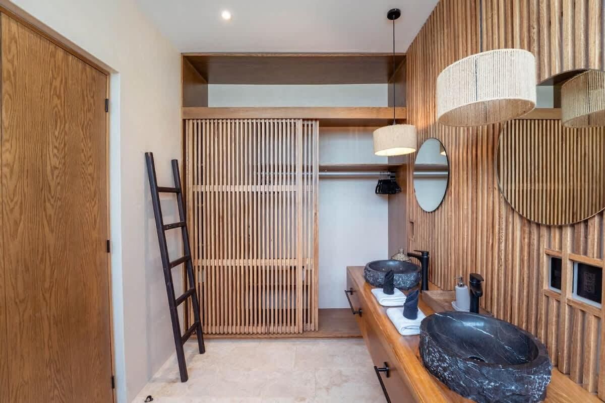 Spacious 6br Luxe With 4 Private Pools And Yoga Space Rooftop & Concierge * Tulum