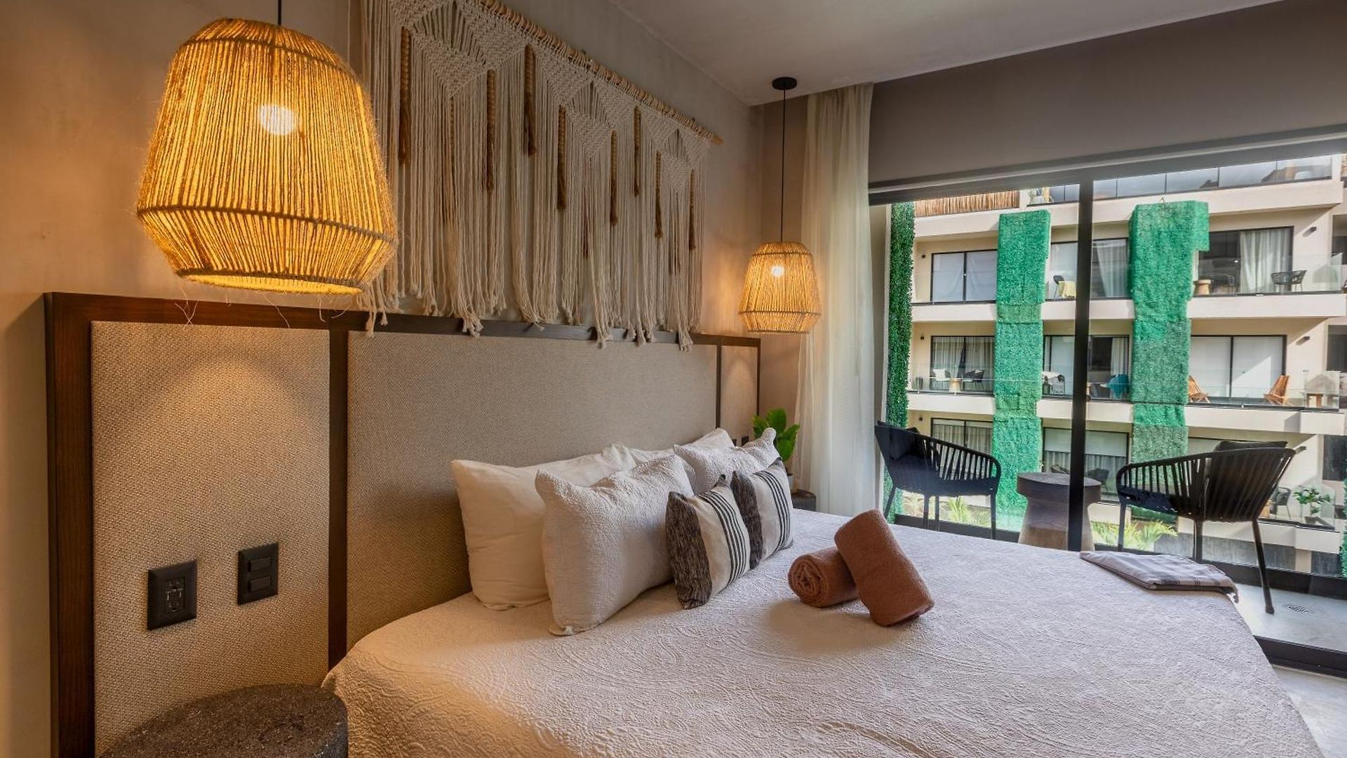 Bakal Aparthotel 4*