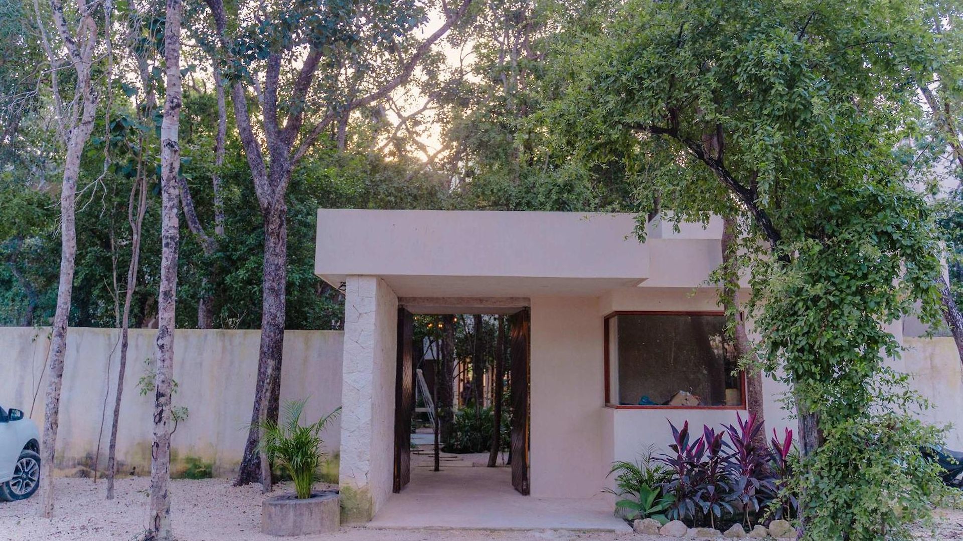 Ahal Holistika 3br Ground-floor Jungle Oasis With Plunge Pool