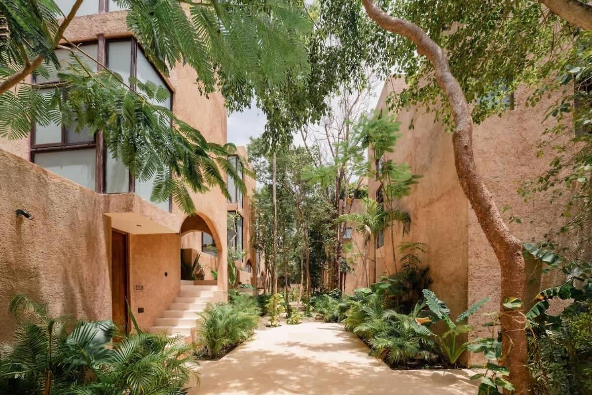 Stylish 2br Jungle Retreat With Plunge Pool & Rooftop Apartment