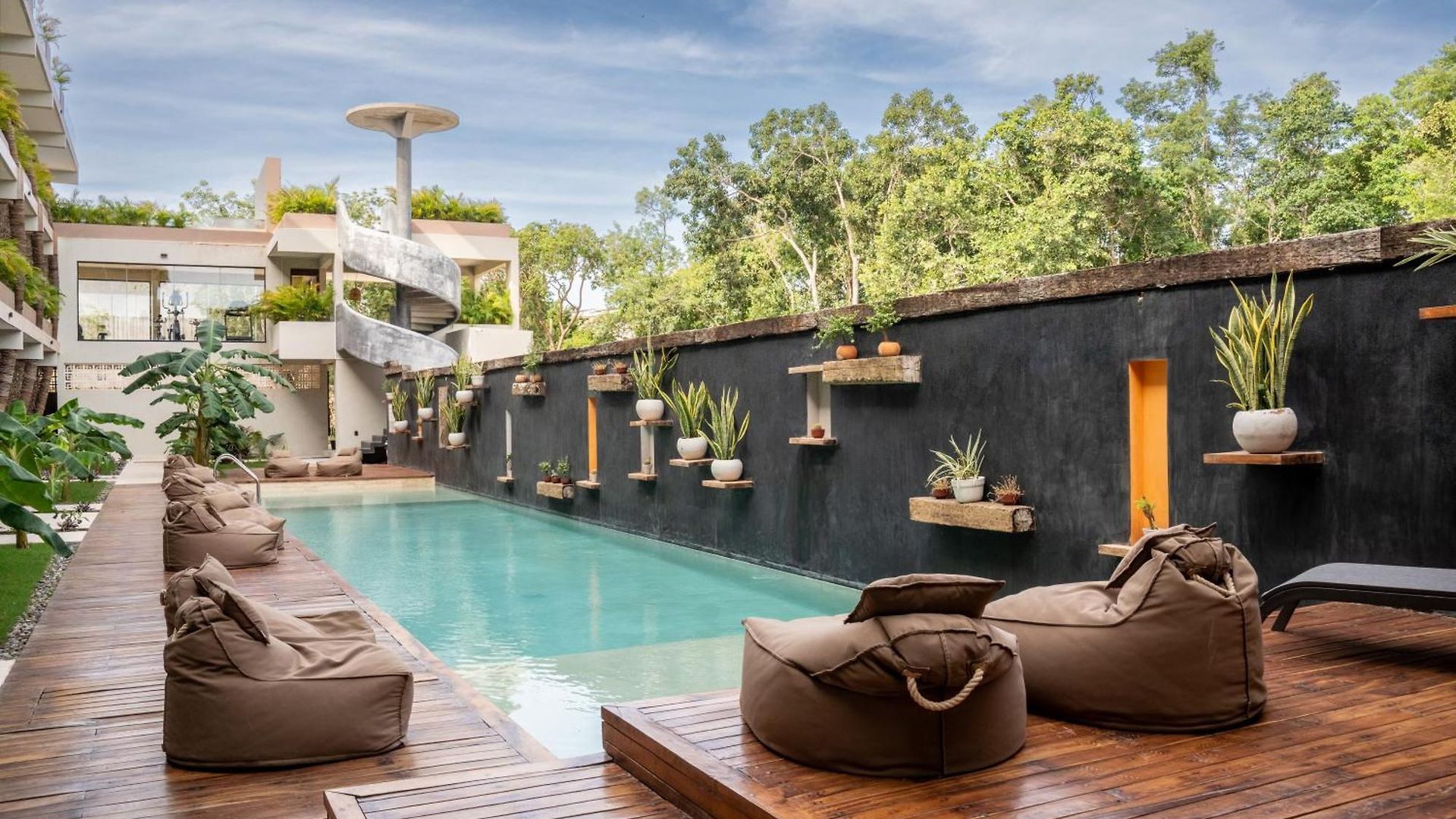 Apartment Xamira Private Balcony