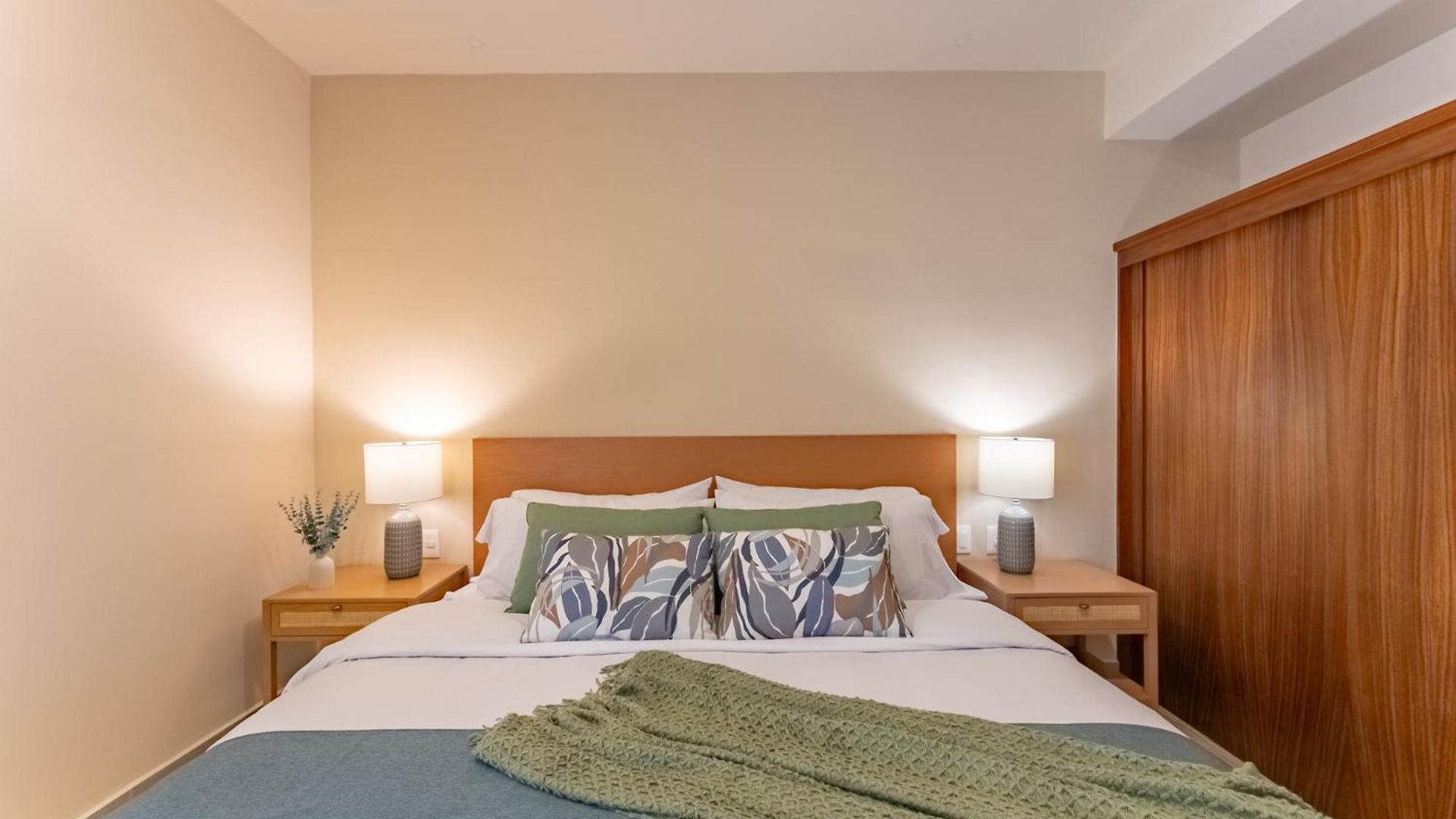 Oasis Secreto En Tranquila Zona 2br En By Yeah Apartment