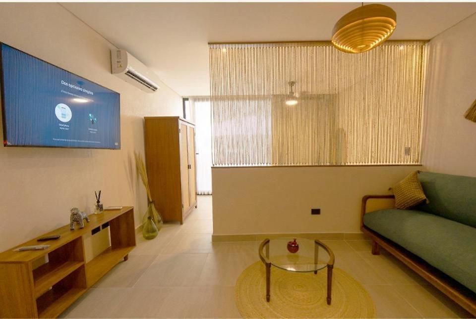 Getaway With Jacuzzi & Pools Apartment *