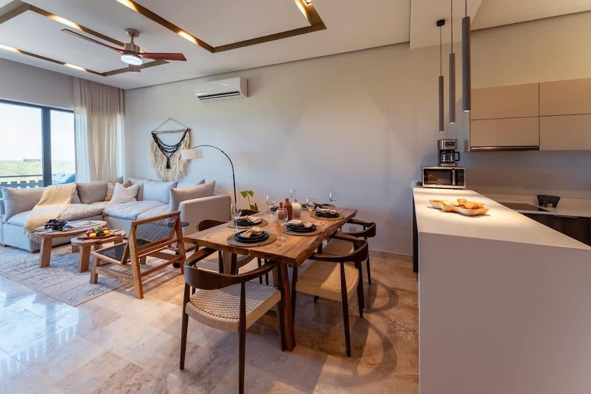 Apartment Amira - Stylish Penthouse With Rooftop Pool & Sea Horizon *