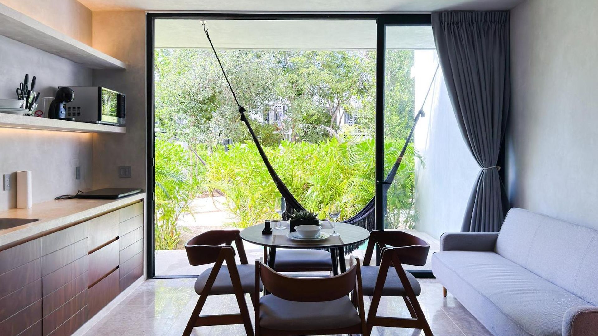 Apartment Jungle Private Pool King Bed Wifi 305