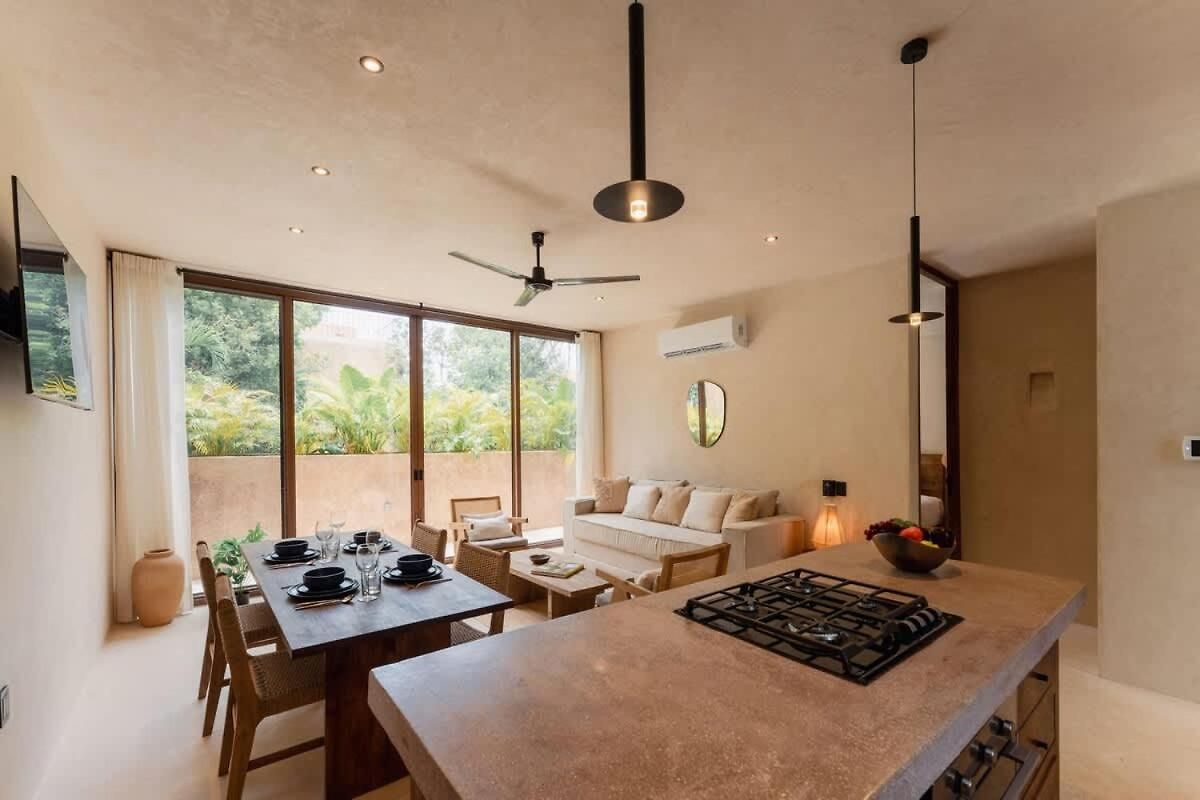 Stylish 2br Jungle Retreat With Plunge Pool & Rooftop