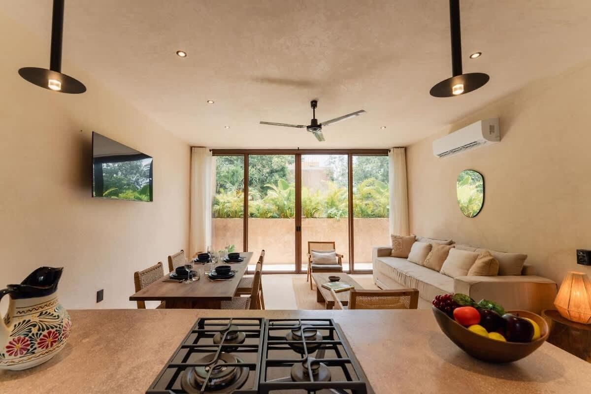 Stylish 2br Jungle Retreat With Plunge Pool & Rooftop Apartment Tulum