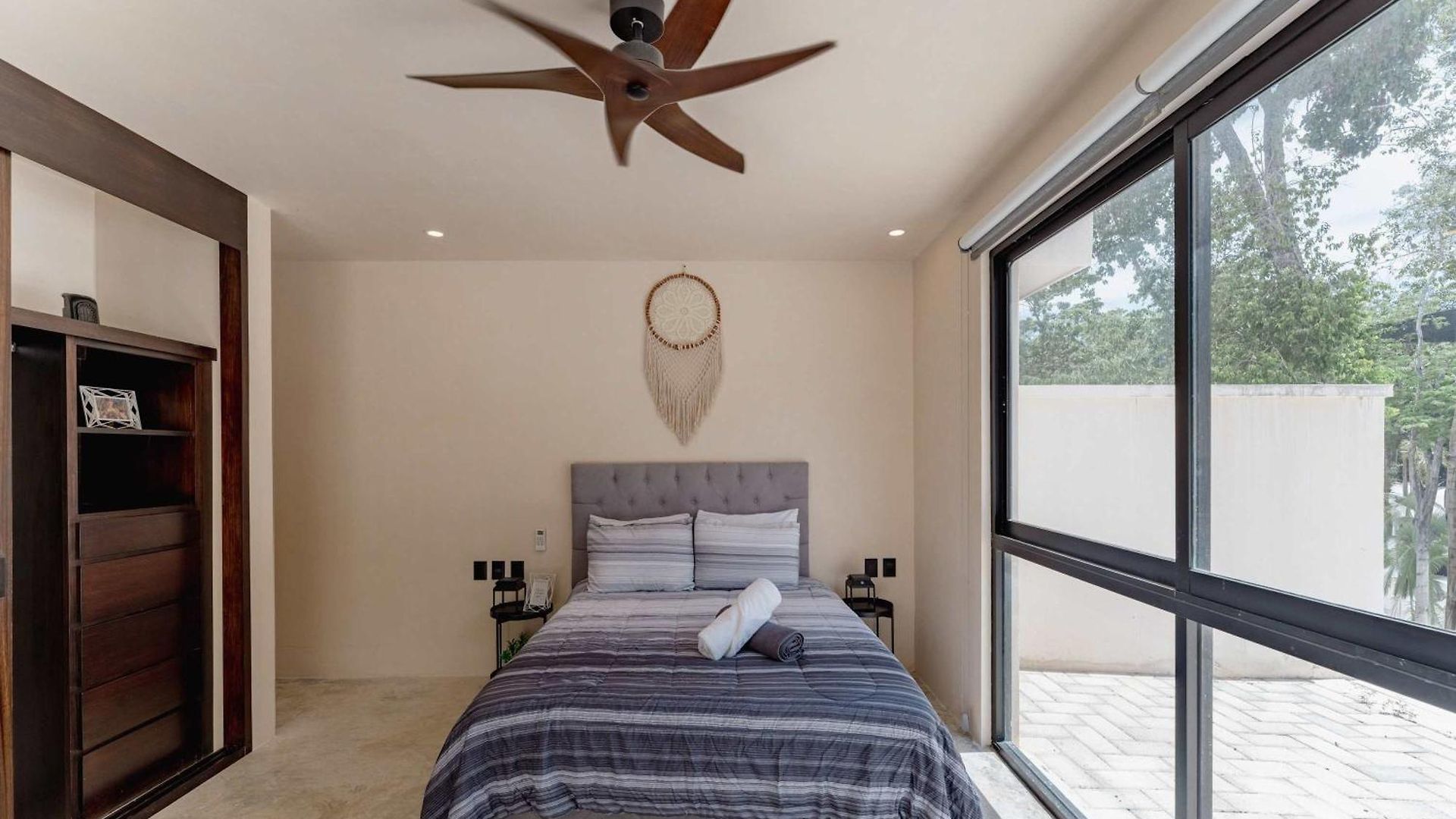 Talulah Living 3br - Private & Shared Pool *