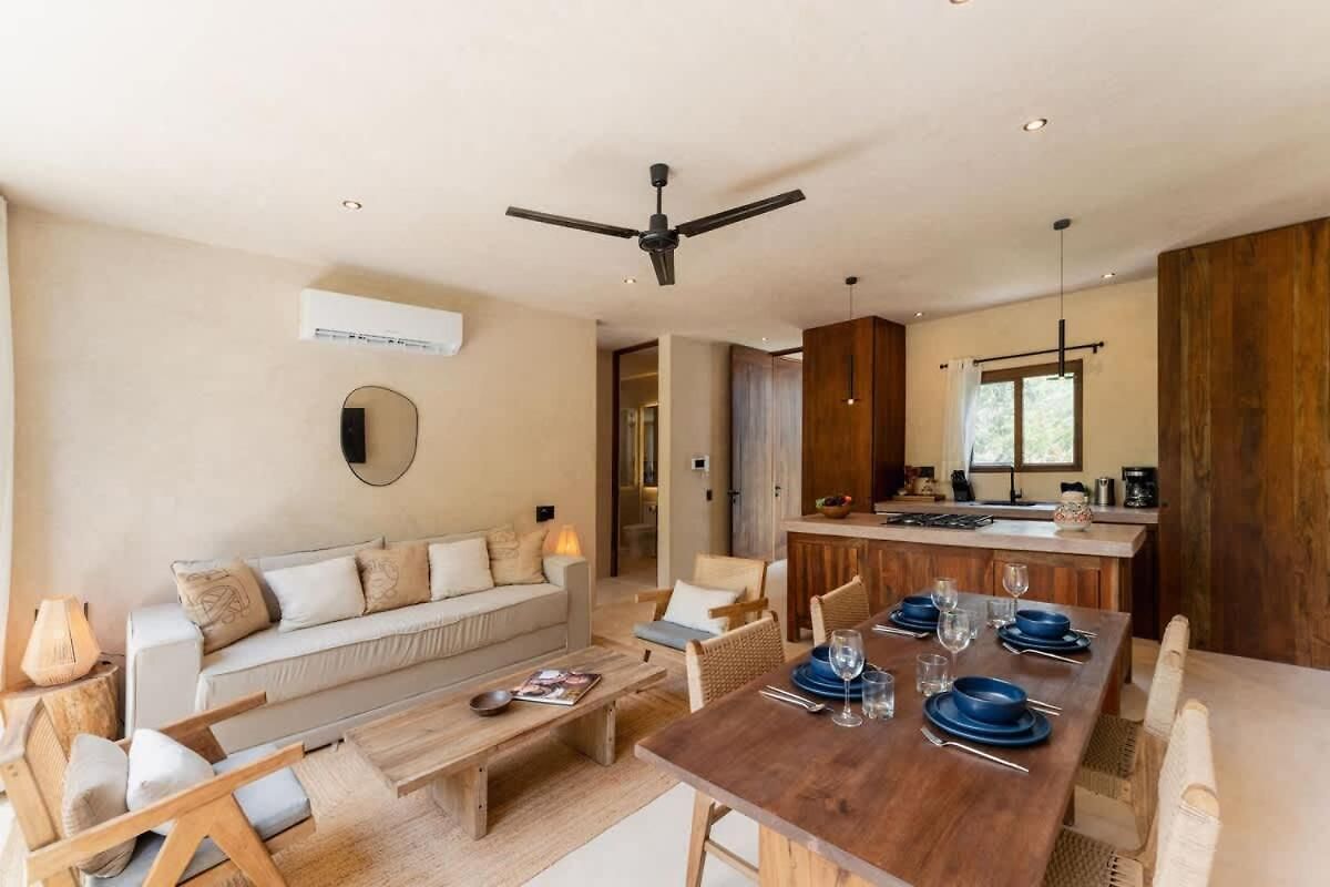 Stylish 2br Jungle Retreat With Plunge Pool & Rooftop Tulum