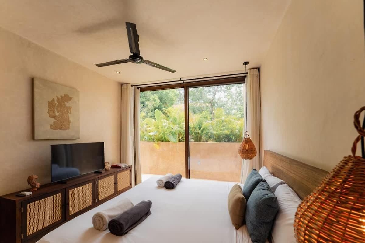 Stylish 2br Jungle Retreat With Plunge Pool & Rooftop