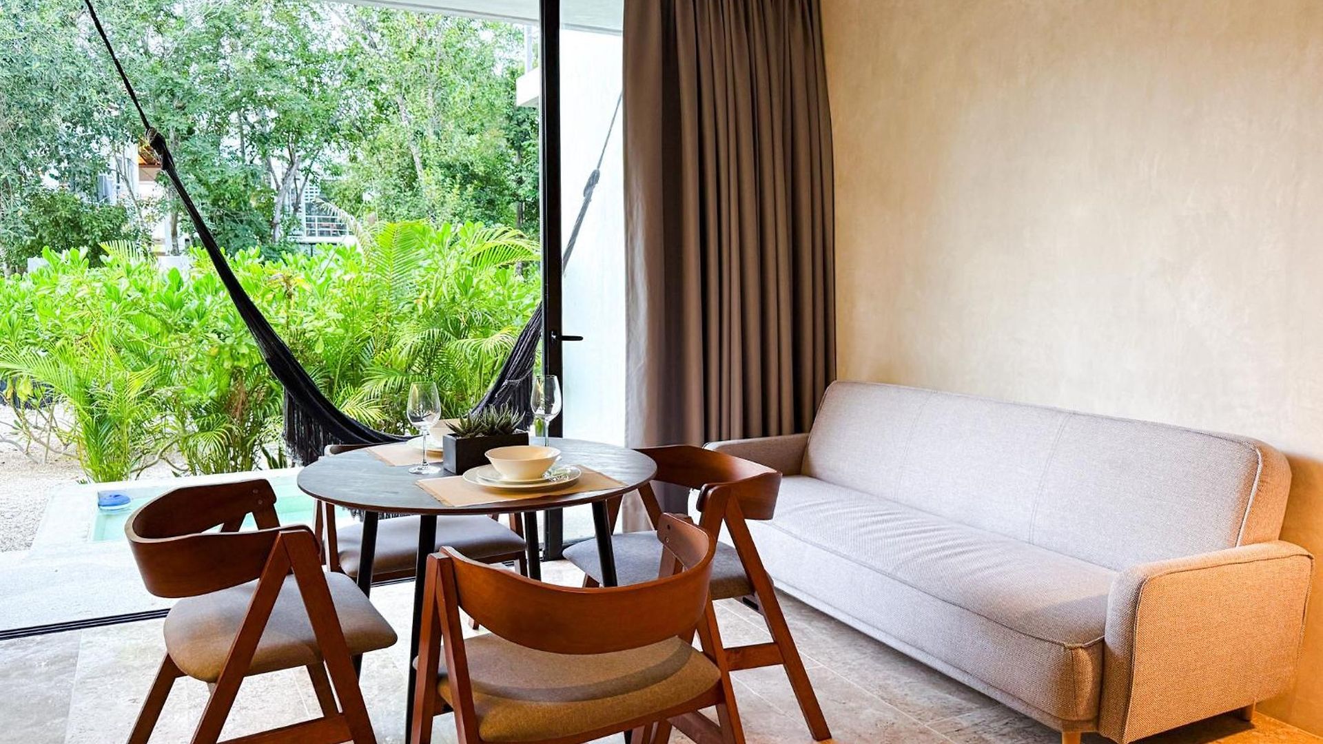 Apartment Jungle Private Pool King Bed Wifi 305