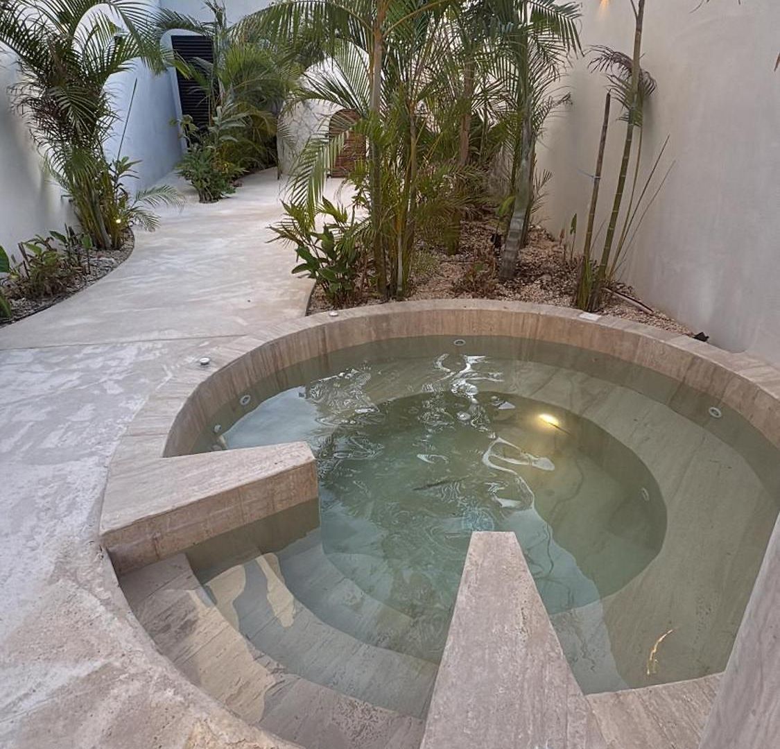 Getaway With Jacuzzi & Pools Apartment