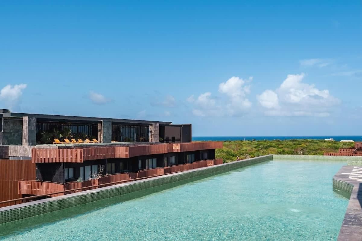 Apartment Amira - Stylish Penthouse With Rooftop Pool & Sea Horizon Tulum