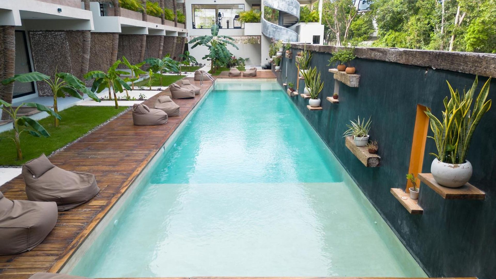 Xamira Private Balcony Apartment *
