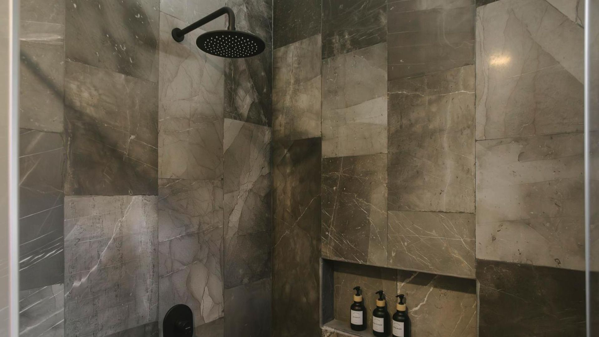 Luna Negra Penthouse 2br