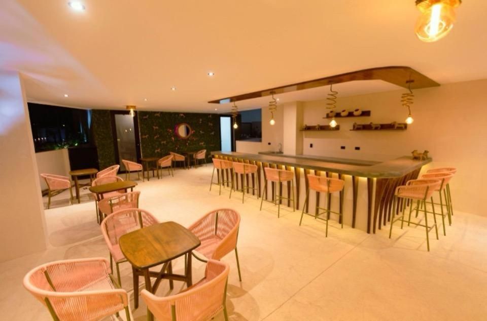 Getaway With Jacuzzi & Pools Apartment *