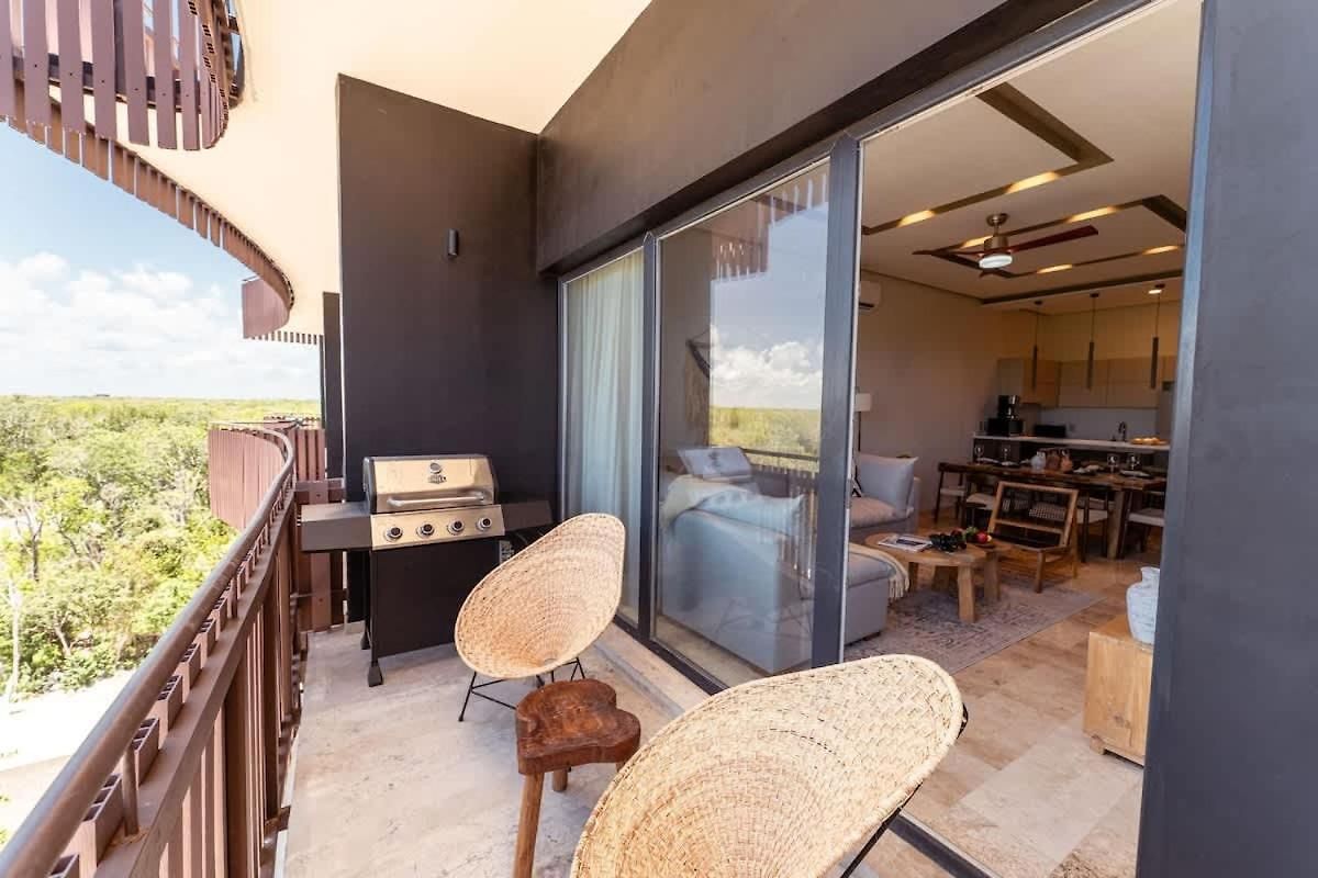 Amira - Stylish Penthouse With Rooftop Pool & Sea Horizon Apartment