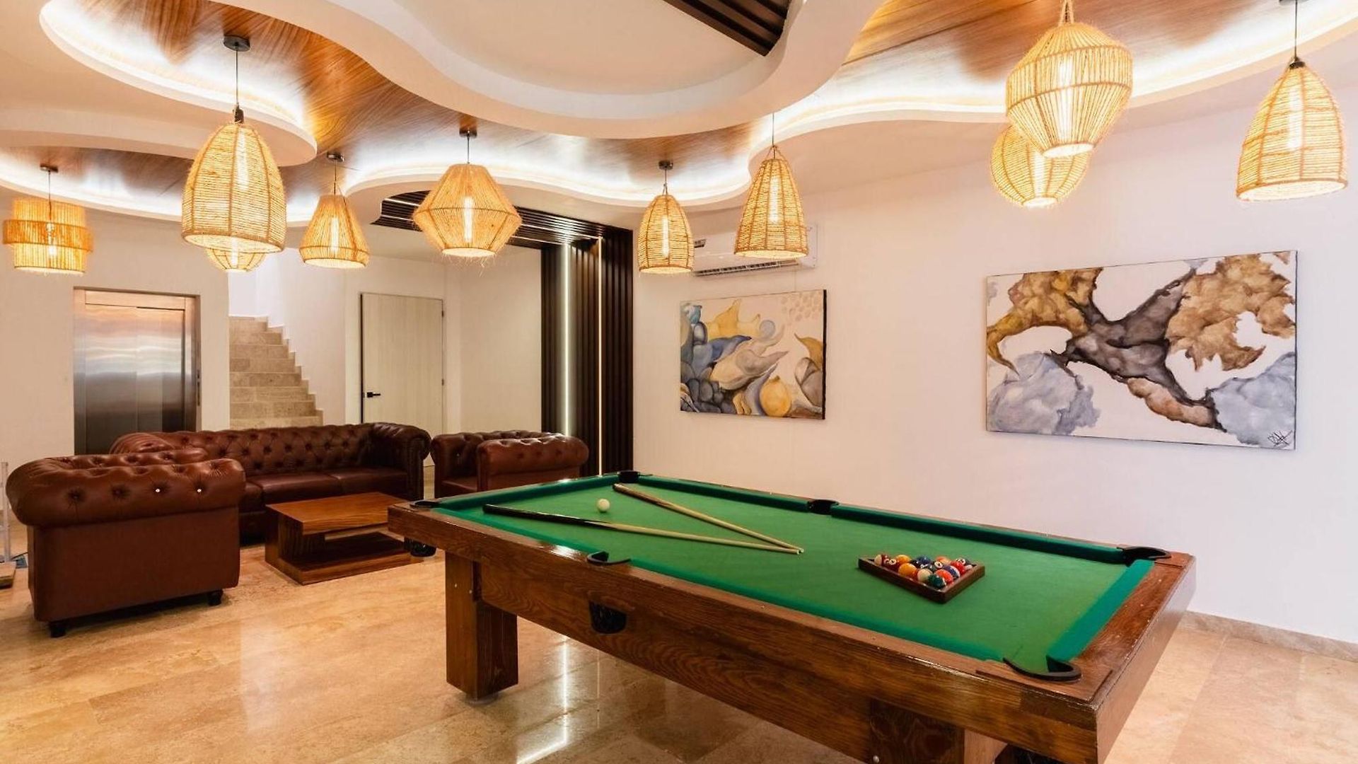 Apartment Modern And Bright Rooftop Pools Gym Cowork *