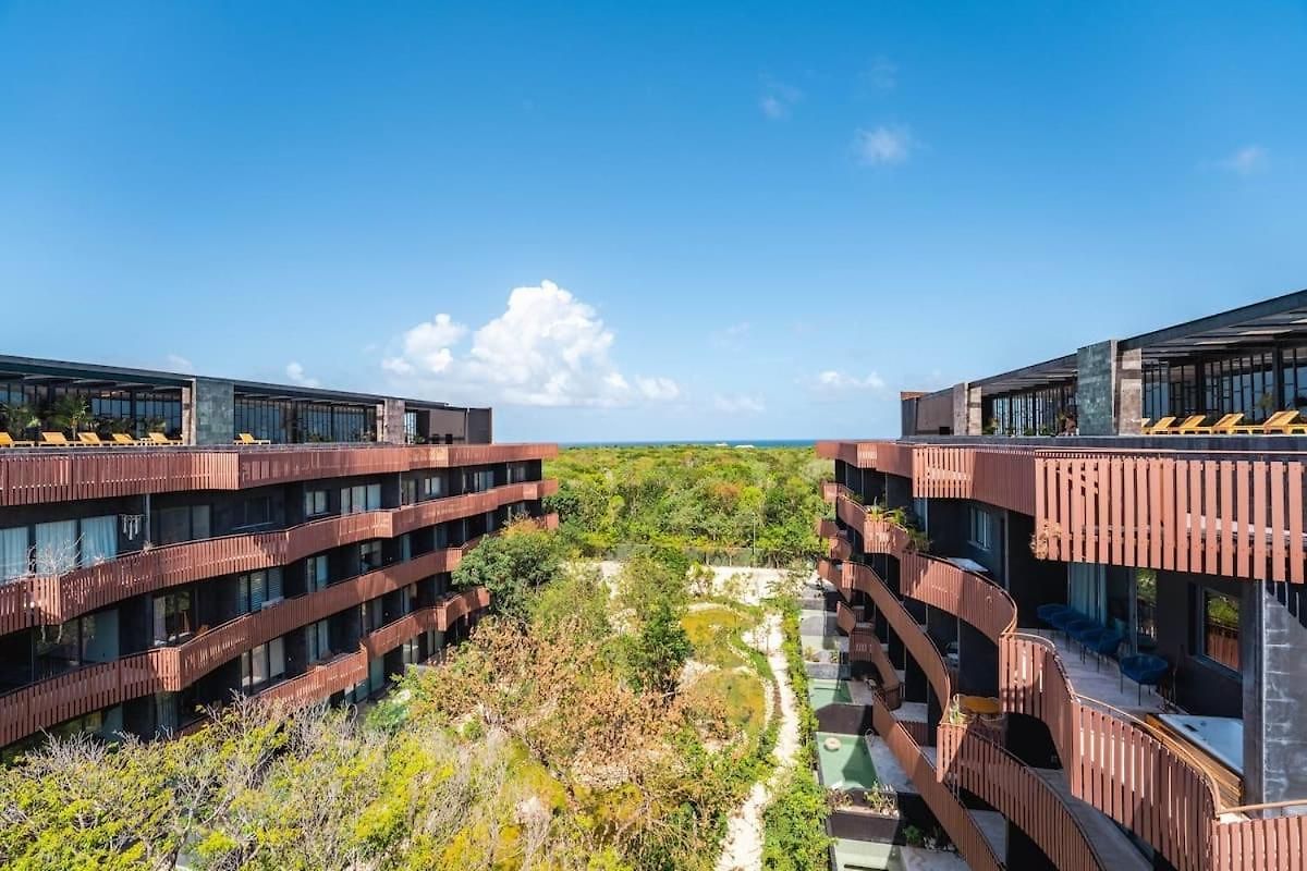 Amira - Stylish Penthouse With Rooftop Pool & Sea Horizon *
