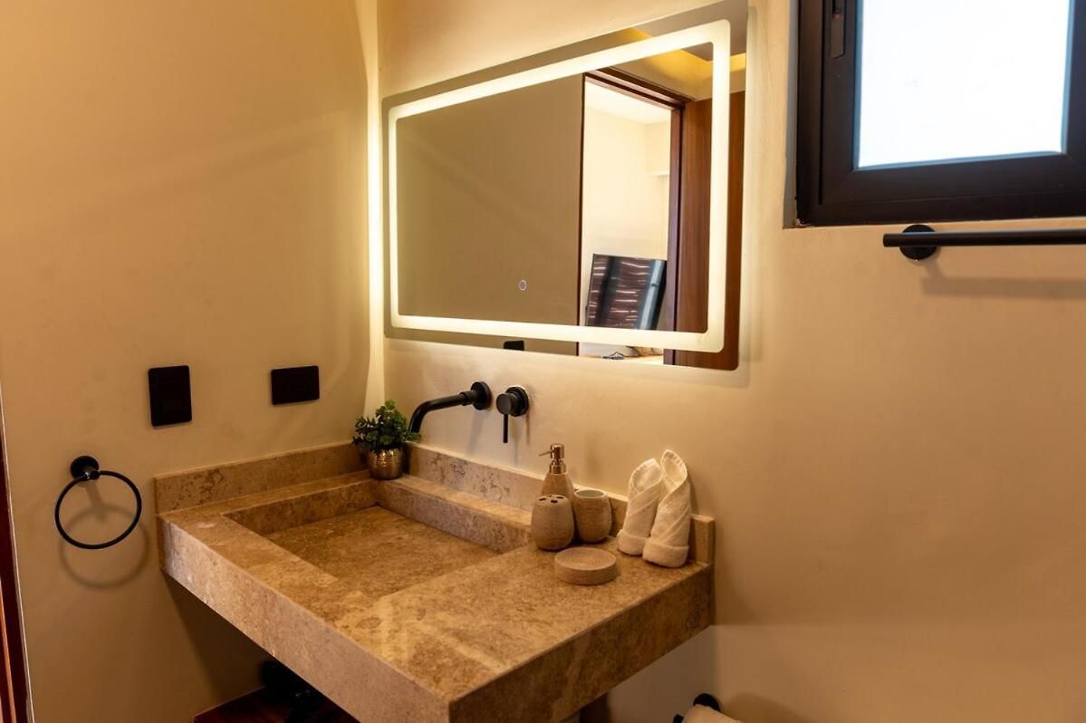Ph 3br Jacuzzi Club Pass