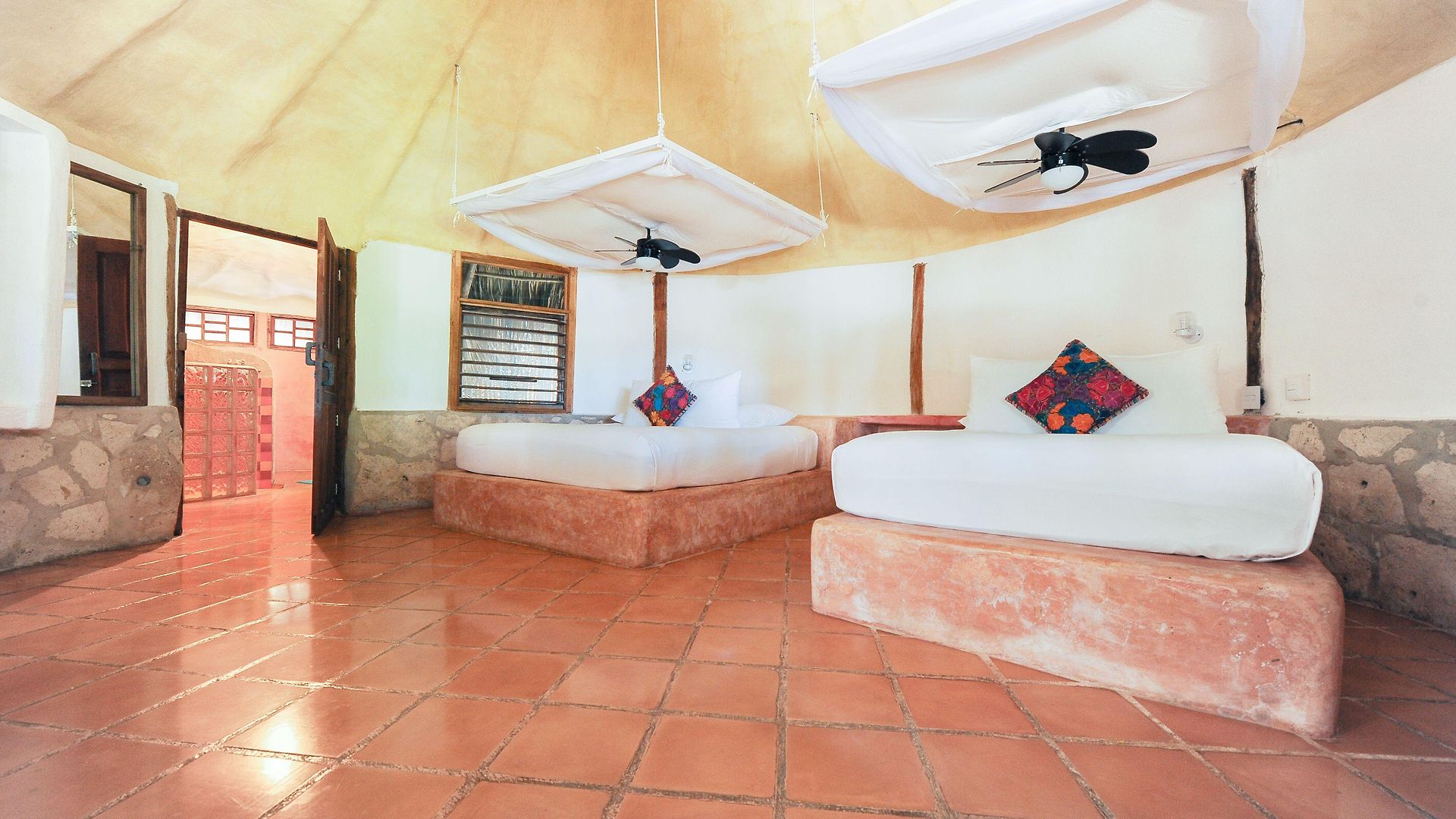 Zamas Hotel