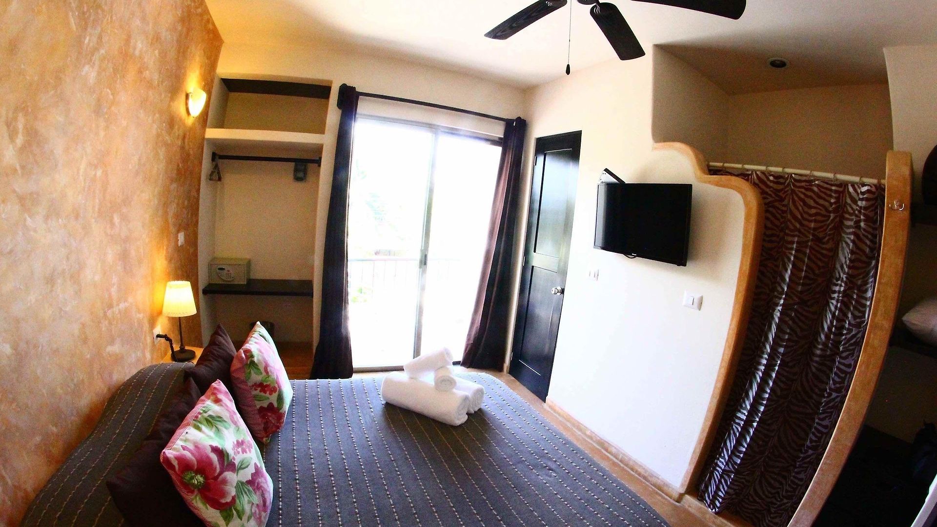Boutique 06 (adults Only) Hotel