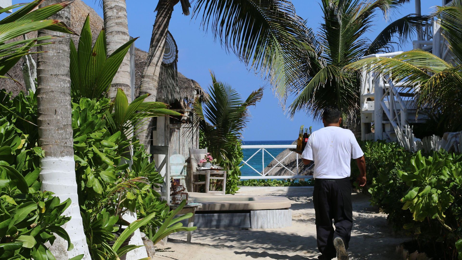 Punta Piedra Hotel