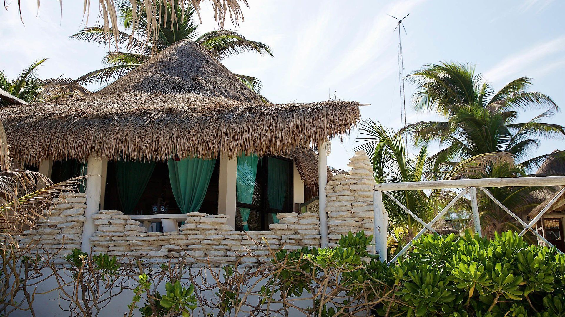 Hotel Punta Piedra 3*