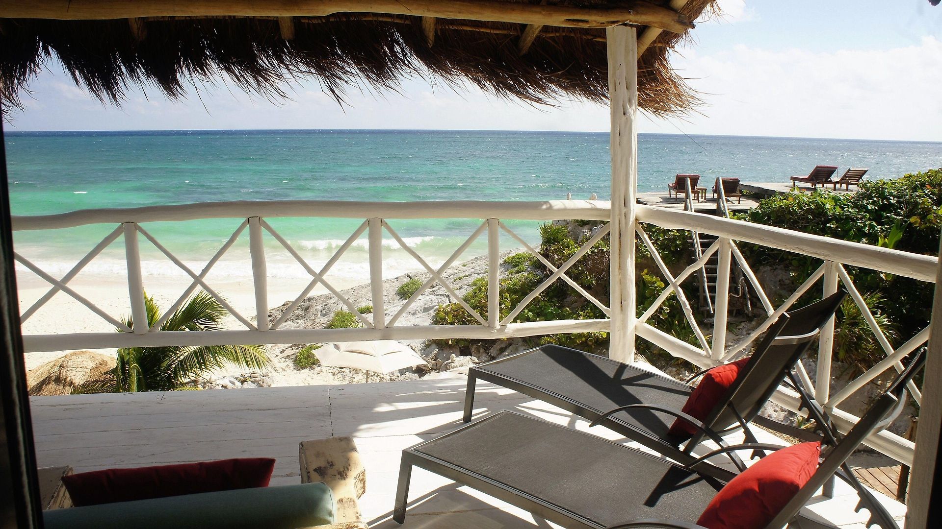 Punta Piedra Hotel
