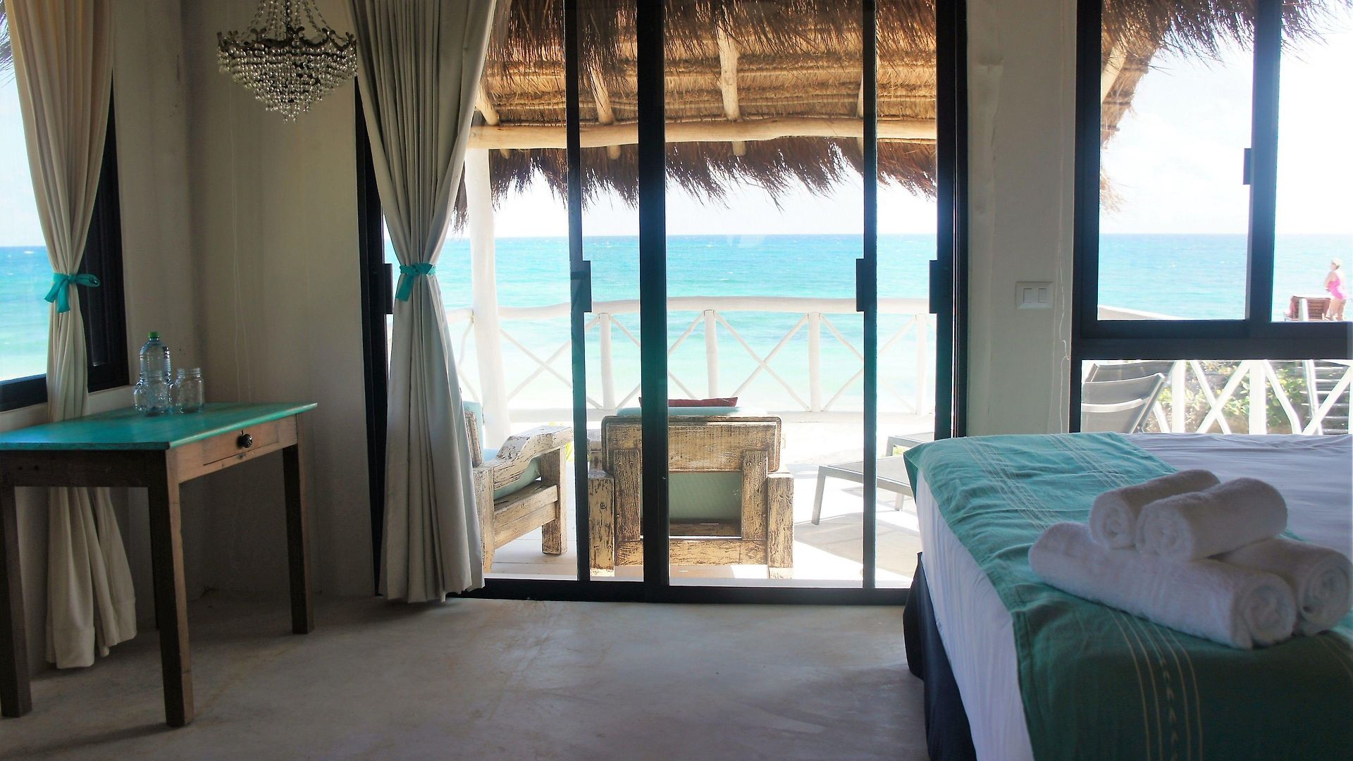Punta Piedra Hotel