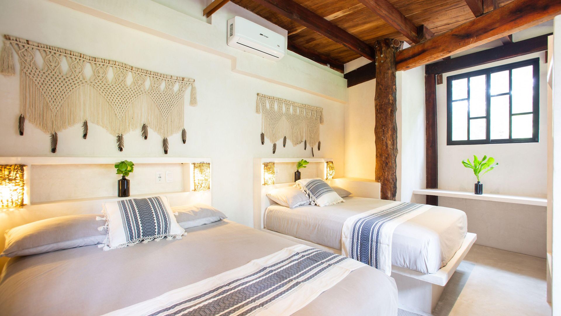 Hotel Amansala