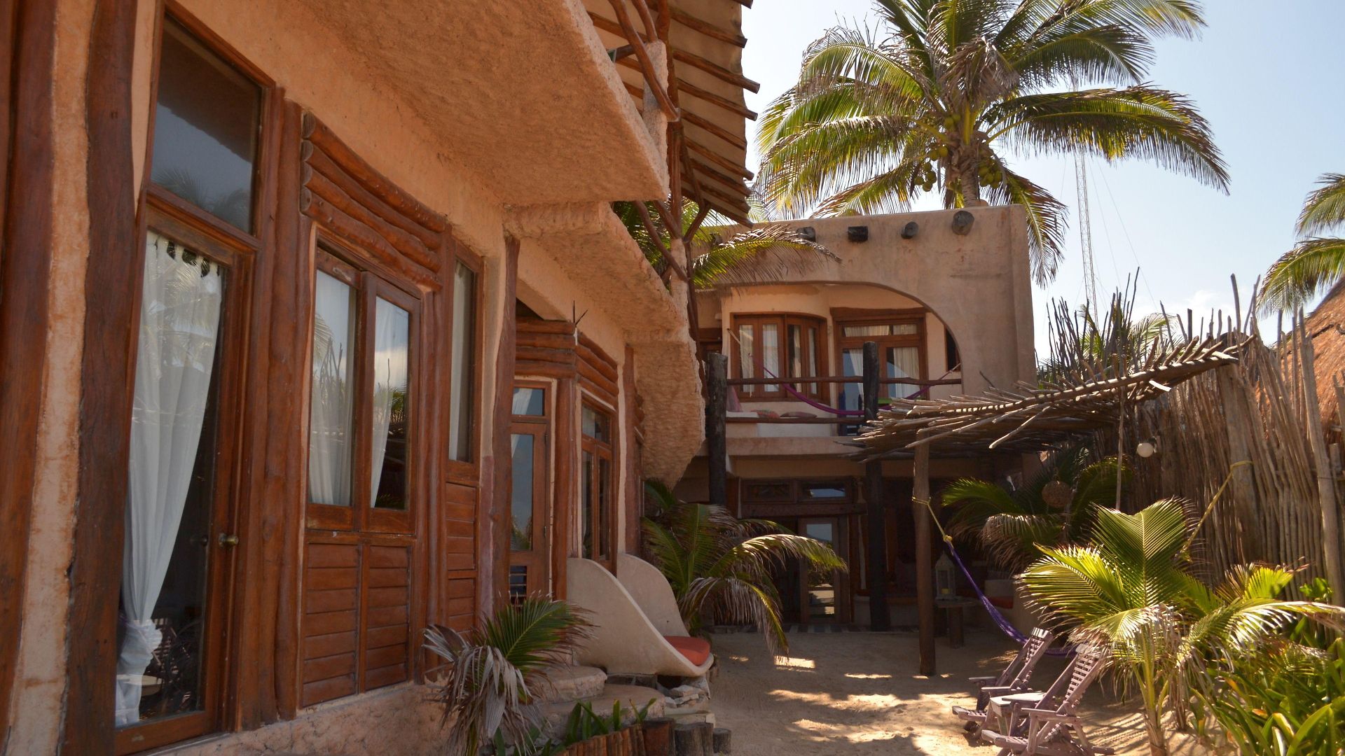 La Del Sol Boutique Hotel