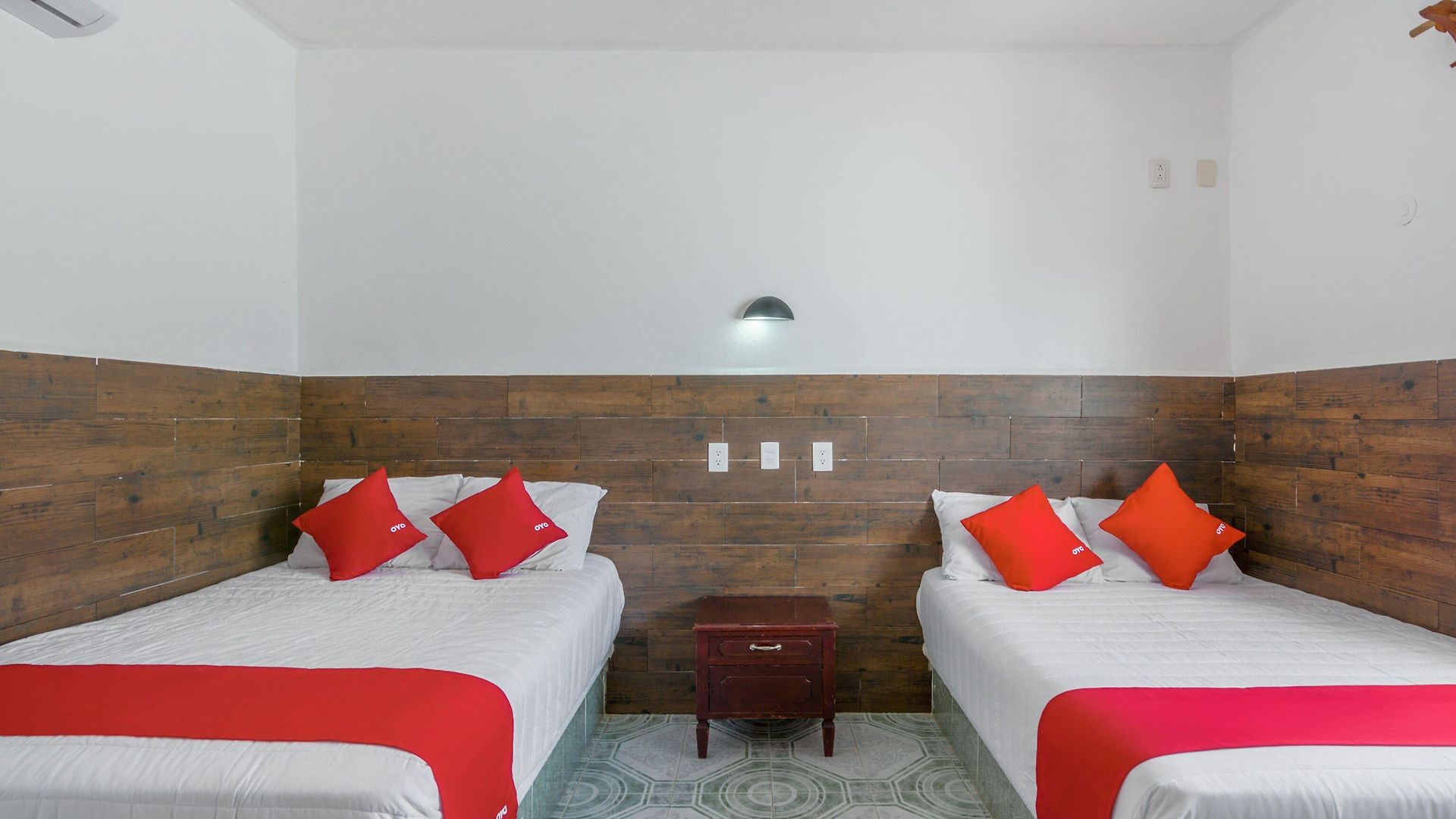 Hotel Oyo Palma Real