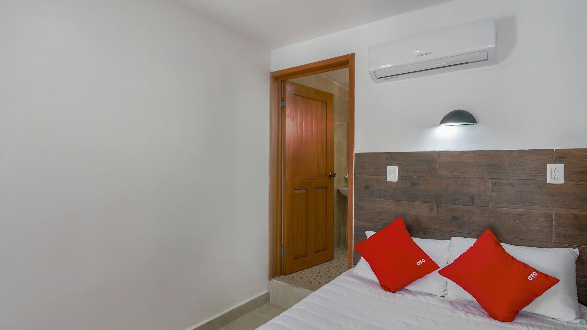 Oyo Palma Real Hotel