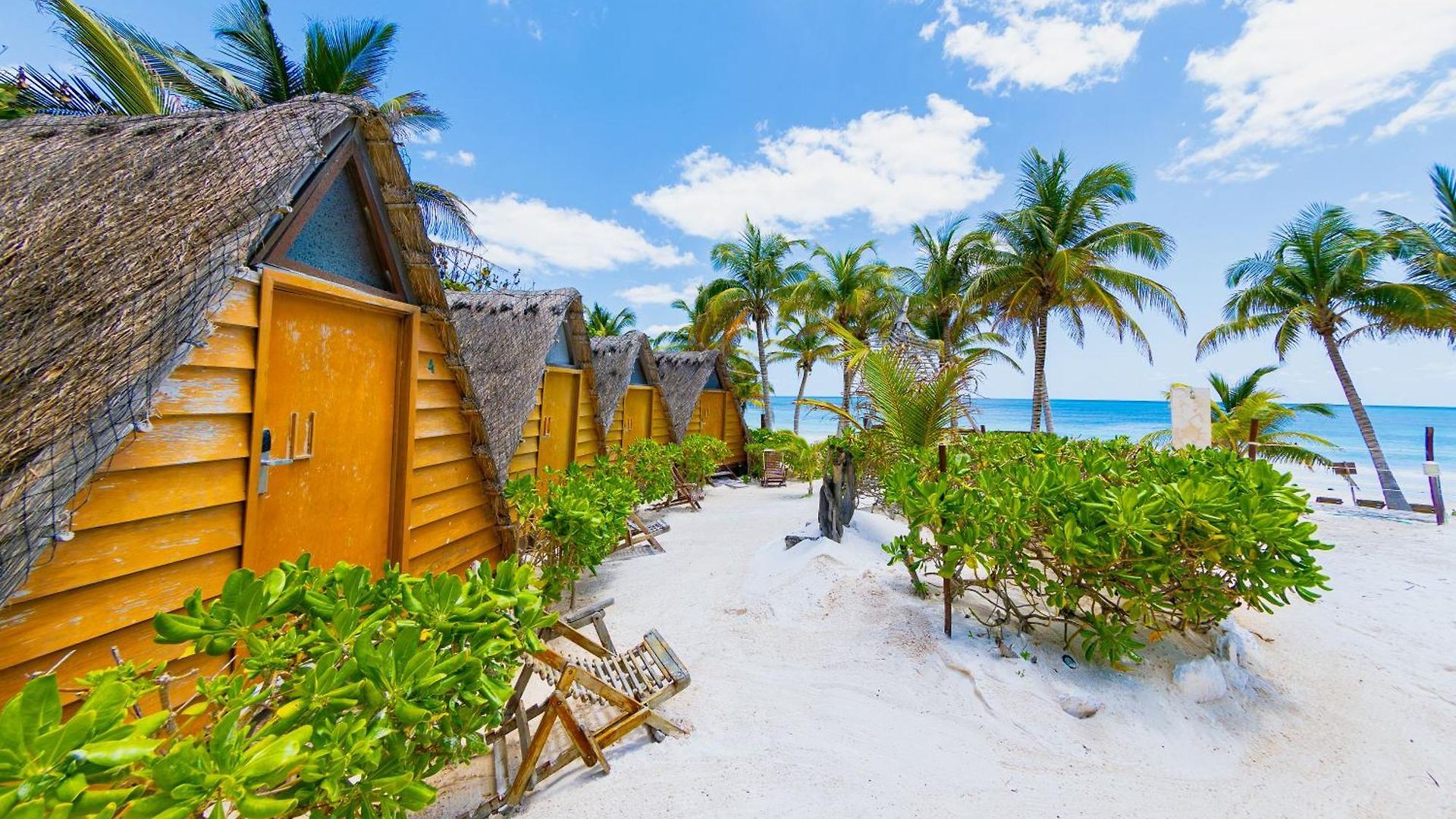 Hotel Mia Beachfront - Ocean View And Club 4*