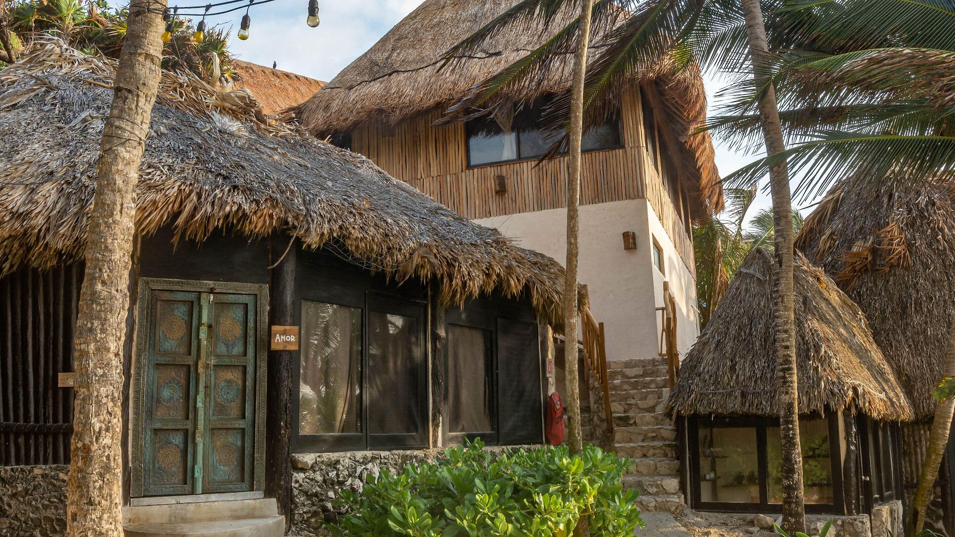 Hotel Diamante K - Inside National Park Tulum