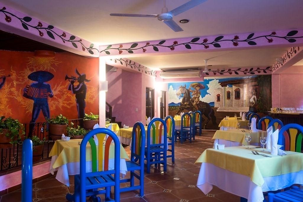 Hotel Pavoreal 4*