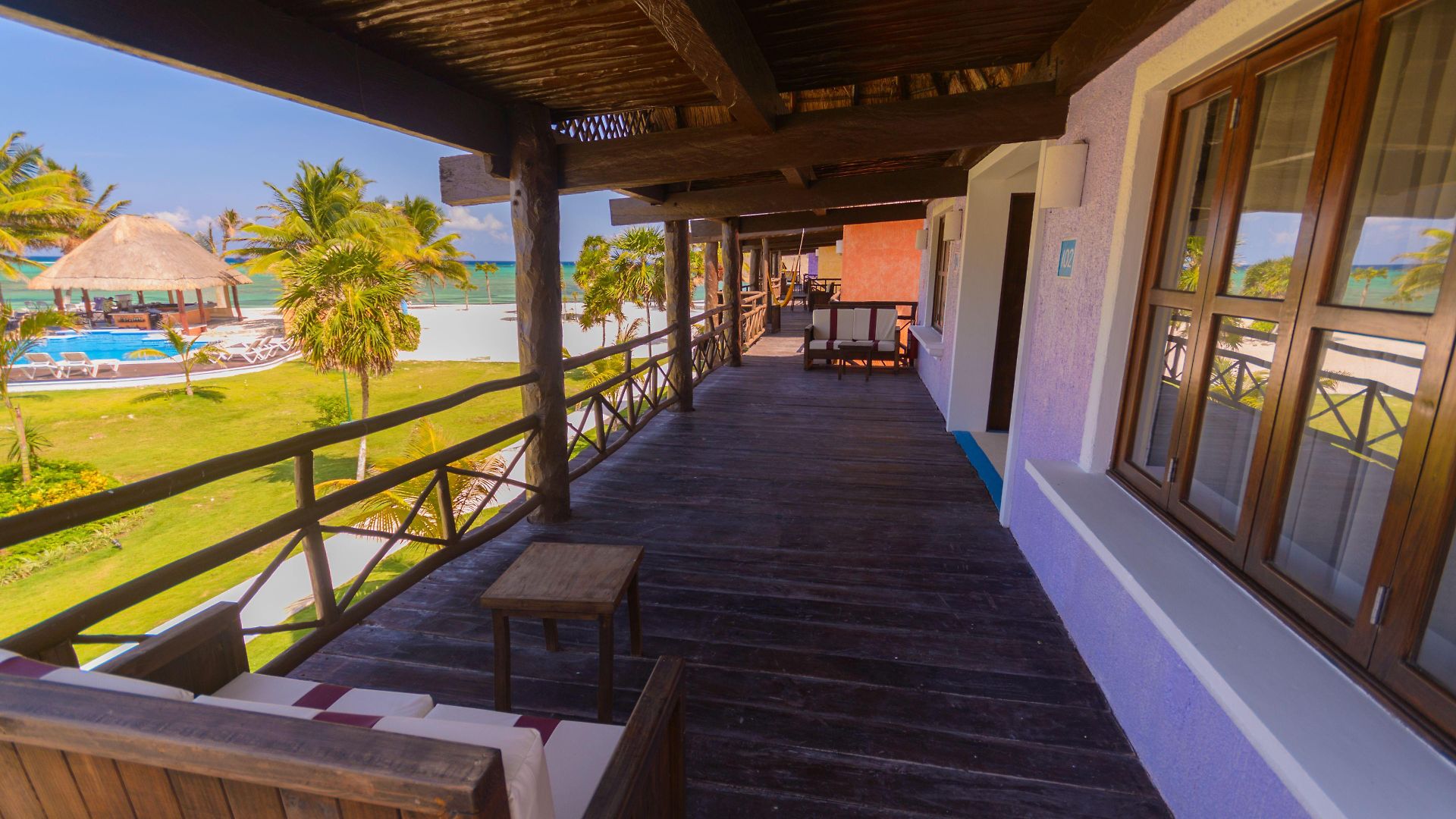 Pavoreal Hotel 4*
