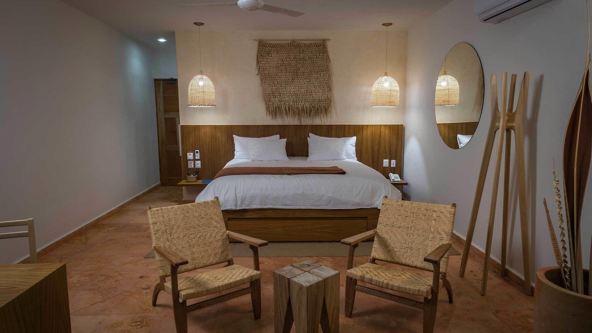 Mereva Hotel 4*