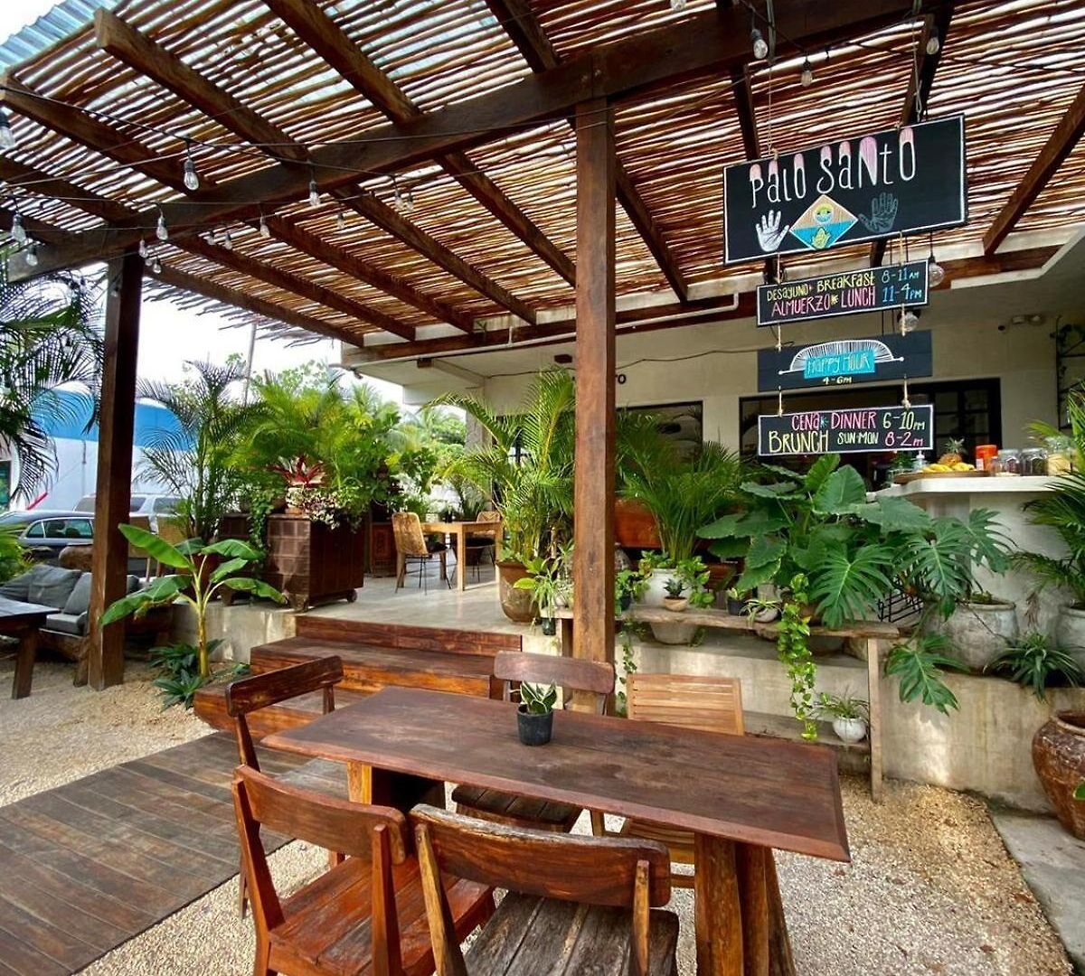 Townhouse By Amansala Hotel