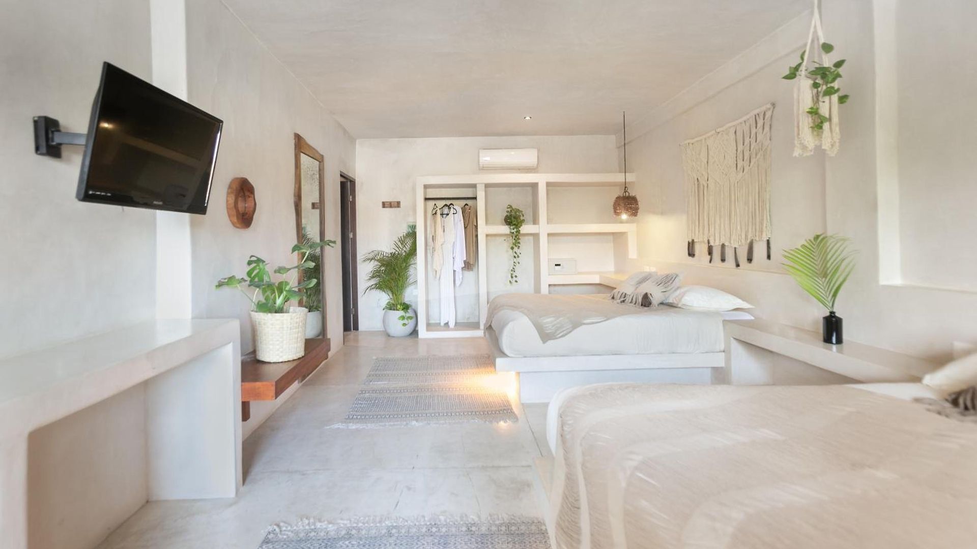 Townhouse By Amansala