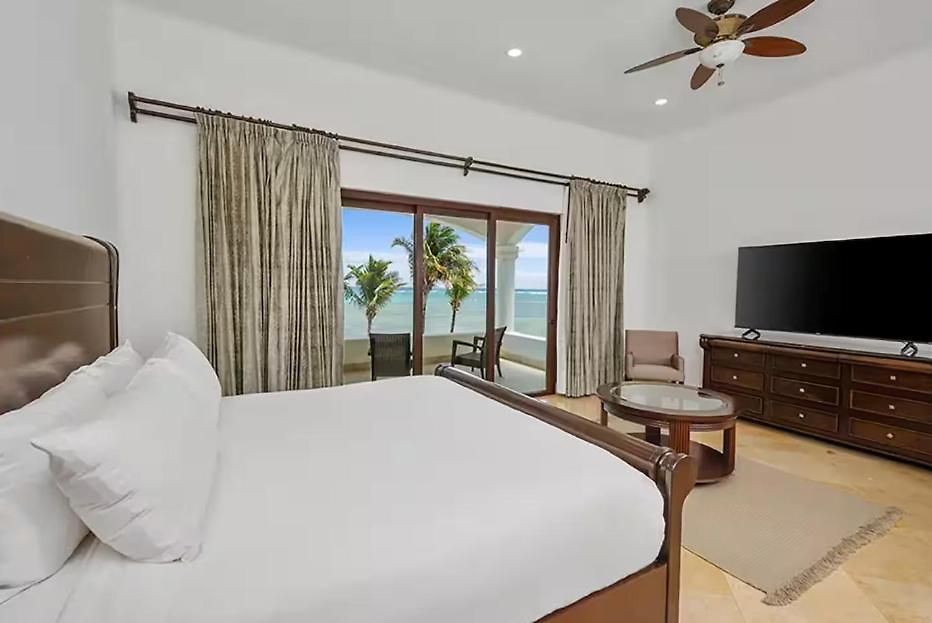 Beachfront Hacienda Soliman Bay Villa Tulum