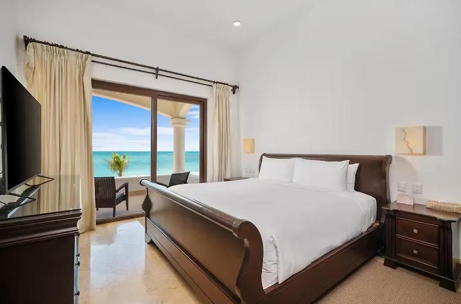 Beachfront Hacienda Soliman Bay