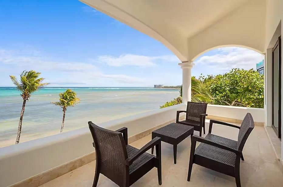 Villa Beachfront Hacienda Soliman Bay *