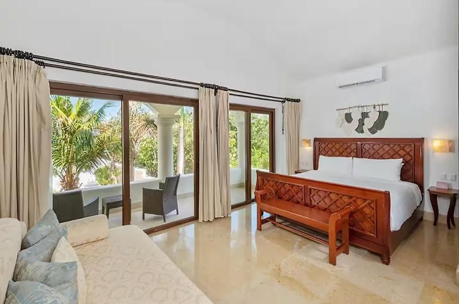 Beachfront Hacienda Soliman Bay Villa