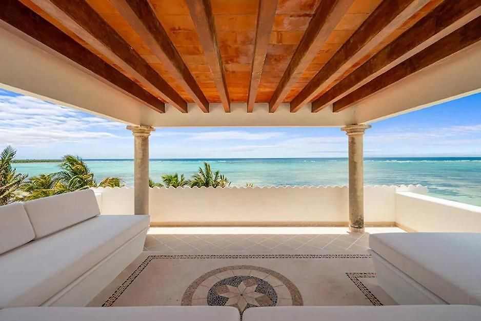Beachfront Hacienda Soliman Bay Villa Tulum